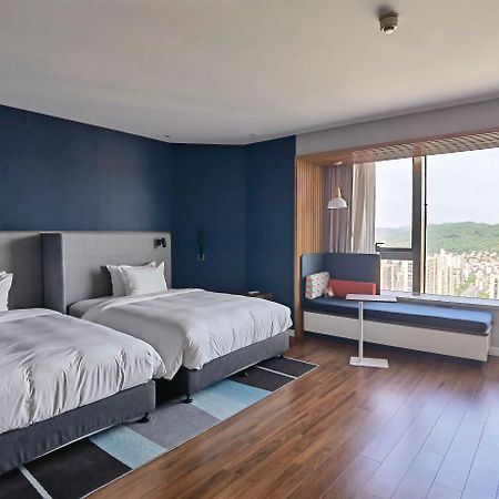 Holiday Inn Express Zhoushan Dinghai By Ihg Bagian luar foto