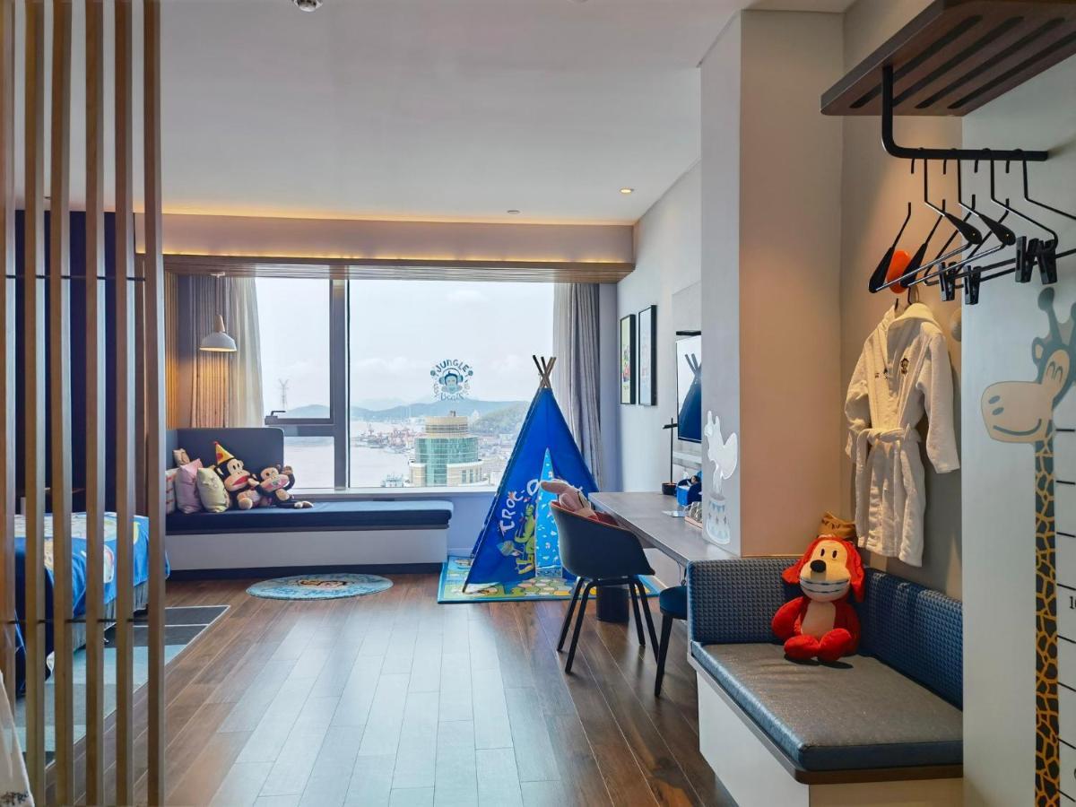 Holiday Inn Express Zhoushan Dinghai By Ihg Bagian luar foto