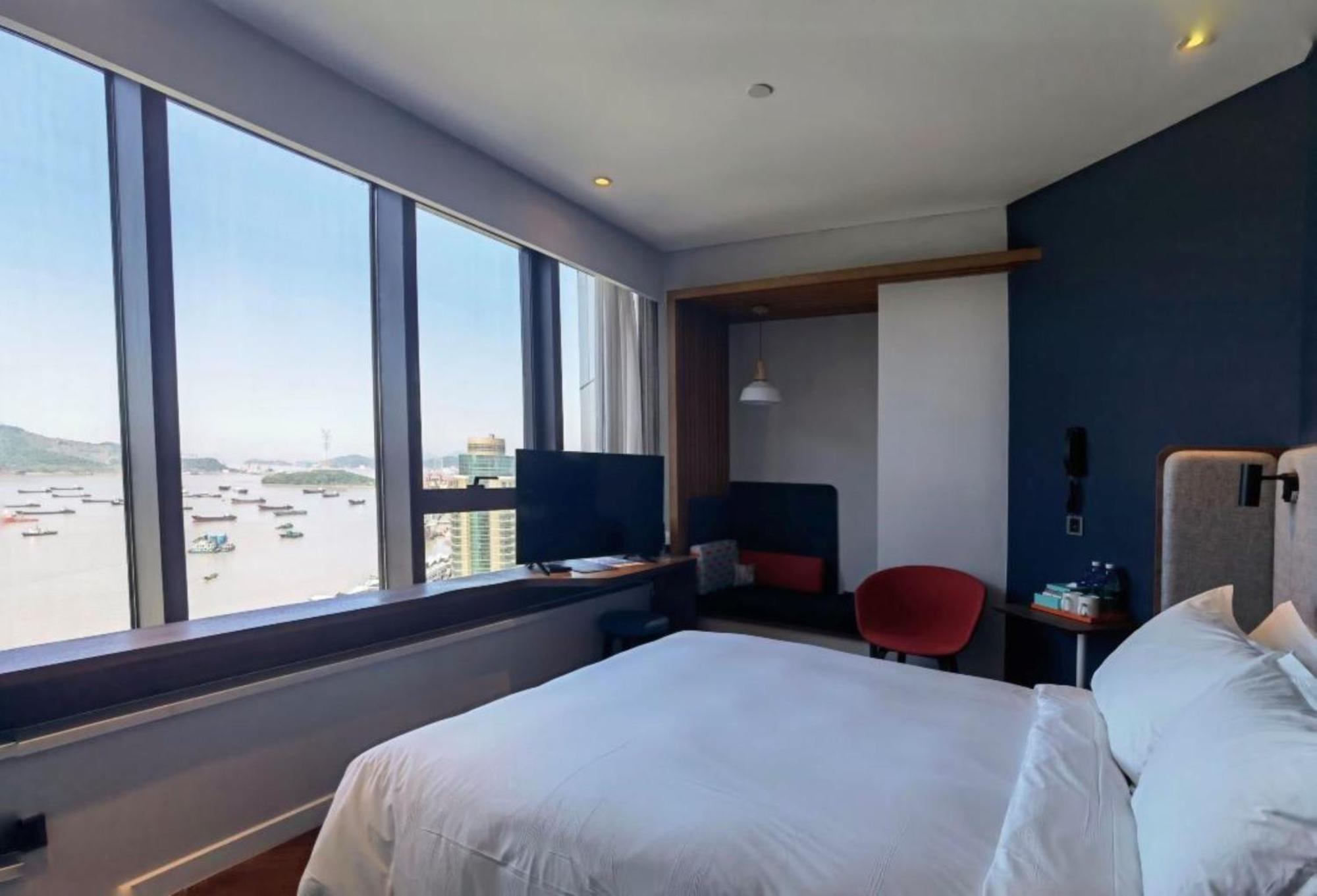 Holiday Inn Express Zhoushan Dinghai By Ihg Bagian luar foto